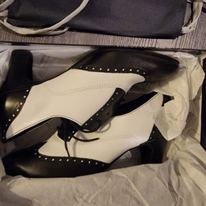 Brand new Diamant Ella dance shoes